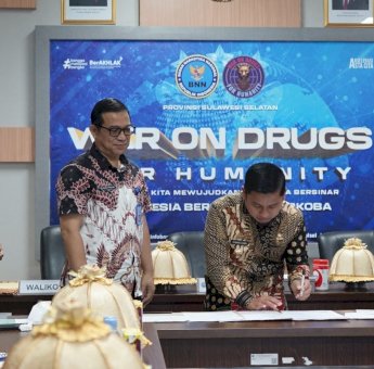 Sinergi Lawan Narkoba, Pemkot Parepare dan BNN Provinsi Sulawesi Selatan Teken Perjanjian Hibah di Makassar