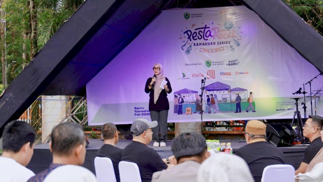 Ket: Bupati Barru, Andi Ina Kartika Sari