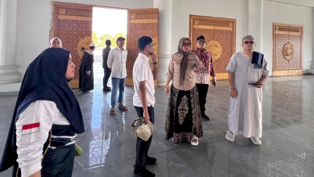 Ket: Bupati Barru, Andi Ina Kartika Sari