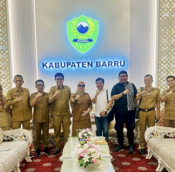 Bupati Barru Terima Audiensi Indomaret, Bahas Pengembangan Investasi dan Penguatan UMKM Lokal