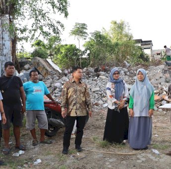 Wali Kota Parepare Tasming Hamid Tinjau Pembongkaran Aset Daerah di Baumassepe