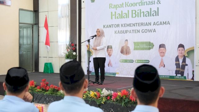 Bupati Gowa, Sitti Husniah Talenrang saat menghadiri Halal Bihalal Kemenag Gowa. di Aula Al-Amanah Kemenag Gowa, Rabu (01/04/2026). (Dok. Humas Gowa) 