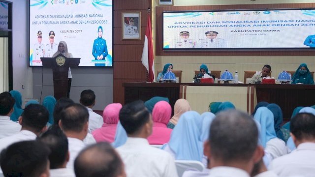 Bupati Gowa, Sitti Husniah Talenrang saat menghadiri Advokasi dan Sosialisasi Imunisasi Nasional Tingkat Kabupaten Gowa, di Baruga Karaeng Galesong, Kantor Bupati Gowa, Rabu (01/04/2026). (Dok. Humas Gowa)