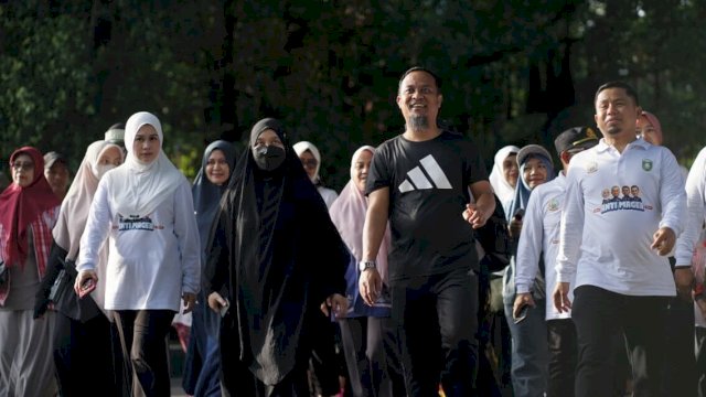 Ket: Wali Kota Parepare, Tasming Hamid bersama Gubernur Sulsel, Andi Sudriman Sulaiman
