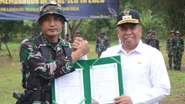 Komandan Kodim 1415/Kepulauan Selayar, Letkol Czi Yudo Harianto dan Wabup Selayar, H. Muchtar.[IST]