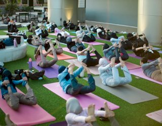 Dukung Aktivitas Yoga, NIPAH PARK Jadi Destinasi Olahraga di Tengah Kota