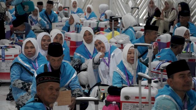 343 Jamaah Calon Haji (JCH) menghadiri Pelepasan JCH Kabupaten Gowa Kloter 9, di Masjid Agung Syekh, Minggu, (26/04/2026) sore kemarin. (Dok. Humas Gowa) 