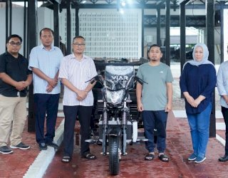 Terima Bantuan Kendaraan Sampah dari Kementerian, Pemkot Parepare Perkuat Layanan Kebersihan