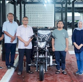 Terima Bantuan Kendaraan Sampah dari Kementerian, Pemkot Parepare Perkuat Layanan Kebersihan