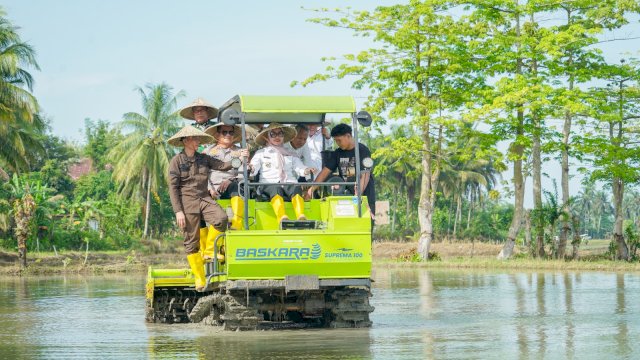 Ket: Bupati Barru, Andi Ina Kartika Sari