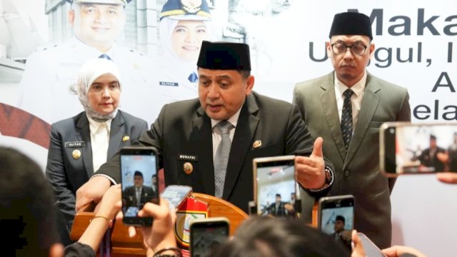 Wali Kota Makassar, Munafri Arifuddin menyiapkan skema kebijakan berupa pemberian akses permodalan melalui skema Kredit Usaha Rakyat (KUR) bagi pedagang yang terdampak penertiban. (Foto: Istimewa)