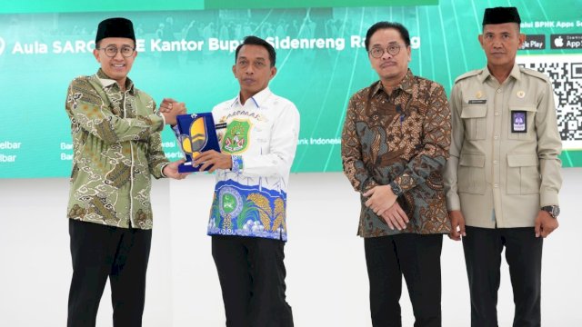 Bupati Sidrap, Syaharuddin Alrif saat membuka kegiatan Sosialisasi Badan Pengelola Keuangan Haji (BPKH) dan Gema Haji di Aula Saromase, Kompleks SKPD, Sidrap, Kamis (23/4/2026). (Foto: Humas Pemkab Sidrap)