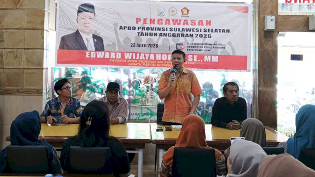 Anggota DPRD Sulsel, Edward Wijaya Horas melaksanakan kegiatan pengawasan APBD Sulsel tahun anggaran 2026 di Jalan Lamaddukelleng, Kelurahan Losari, Kecamatan Ujung Pandang, Makassar, Kamis (23/4/2026). (Foto: Istimewa)