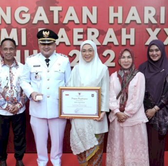 Makassar Bersinar di Panggung Nasional, Satu-satunya dari Luar Jawa Raih Penghargaan di Hari Otda 2026