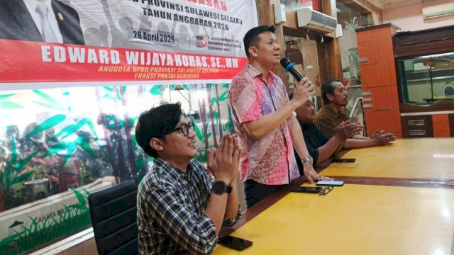 Anggota DPRD Sulsel, Edward Wijaya Horas saat melaksanakan kegiatan pengawasan APBD Sulsel tahun anggaran 2026 di Jalan Lamaddukelleng, Kelurahan Losari, Kecamatan Ujung Pandang, Kota Makassar, Selasa (28/4/2026). (Foto: Istimewa)