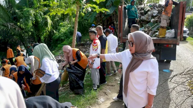 Ket: Bupati Barru, Andi Ina Kartika Sari