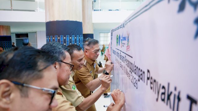 Ket: Wakil Bupati Barru, Abustan A Bintang