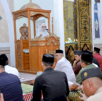 Bupati Barru Paparkan Capaian Satu Tahun Pemerintahan dalam Safari Ramadan di Tanete Rilau