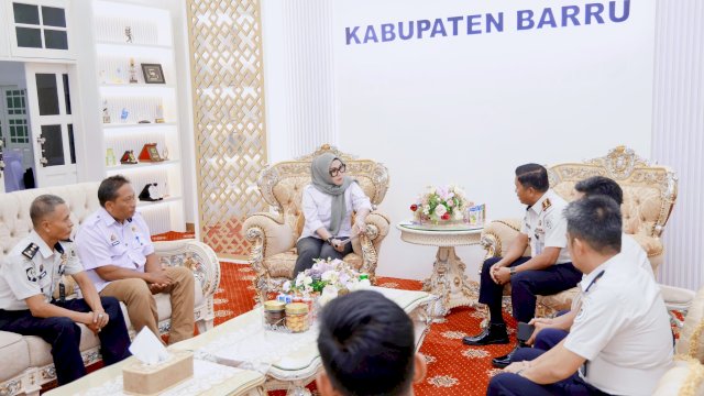 Ket: Bupati Barru, Andi Ina Kartika Sari