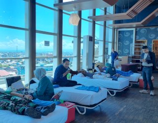 Peringati HUT Ke-14 Tahun, Aston Makassar Gendeng Lintas Sektor Gagas Aksi Sosial Donor Darah