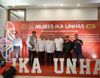 Tasming Hamid Ikuti Pembukaan Mubes IKA Unhas di Makassar, Perkuat Jejaring dan Sinergi