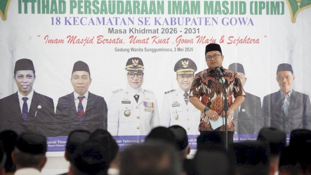 Wakil Bupati Gowa, Darmawangsyah Muin saat menghadiri Pelantikan Pengurus IPIM Kecamatan se-Kabupaten Gowa Masa Khidmat 2026&ndash;2031, di Gedung Wanita, Sungguminasa, Minggu, (03/05/2026). (Dok. Humas Gowa) 