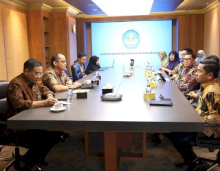 Wali Kota Tasming Hamid Koordinasi ke Kemendikdasmen RI, Perkuat Program Pendidikan di Parepare