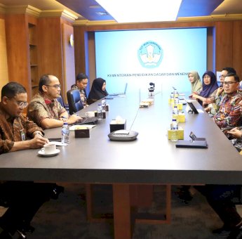 Wali Kota Tasming Hamid Koordinasi ke Kemendikdasmen RI, Perkuat Program Pendidikan di Parepare