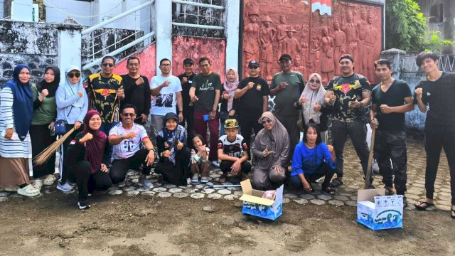 Ket: PPM Parepare gelar Kerja Bakti di TMP Kesuma