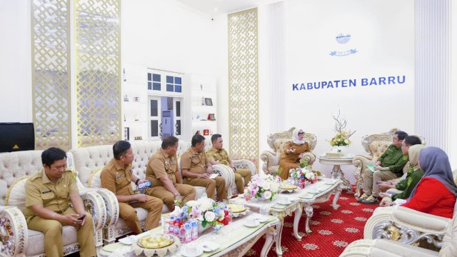 Ket: Bupati Barru, Andi Ina Kartika Sari 