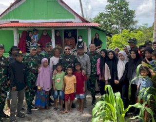 Pangdam XIV Hasanuddin Tempuh Dua Jam Jalur Laut Tinjau RTLH TMMD di Pulau Gusung