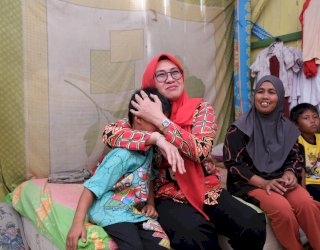 Asmawati, Warga Pallangga Kini Nikmati Hidup Lewat Perbaikan Rumah dan Bantuan Usaha