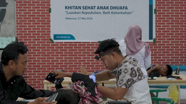 YBM PLN UIP Sulawesi menggelar Khitan Gratis di Kantor PLN UIP Sulawesi. Kegiatan ini diikuti sebanyak 50 anak yang merupakan masyarakat umum di Makassar. (Dok. Humas PLN UIP Sulawesi) 