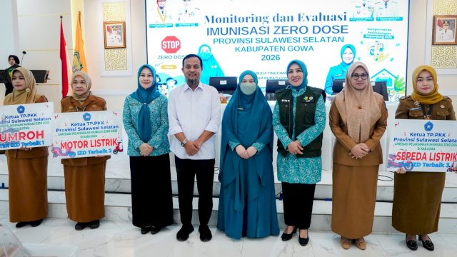 Gubernur Sulsel, Andi Sudirman Sulaiman saat menghadiri kegiatan Monitoring dan Evaluasi Imunisasi Zero Dose tingkat provinsi yang digelar di Rumah Jabatan Bupati Gowa, Selasa (5/5/2026). (Foto: Istimewa)