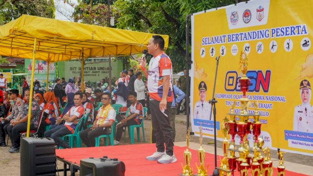 Kegiatan Olimpiade Olahraga Siswa Nasional (O2SN) tingkat Sekolah Dasar (SD) se-Kecamatan Tallo berlangsung meriah di Lapangan Unhas, Kecamatan Tallo, Kota Makassar. (Foto: Istimewa)