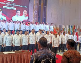 Darmawangsyah Muin Resmi Dilantik Nakhodai KONI Sulsel, Pasang Target 10 Besar di PON 2028