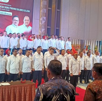 Darmawangsyah Muin Resmi Dilantik Nakhodai KONI Sulsel, Pasang Target 10 Besar di PON 2028