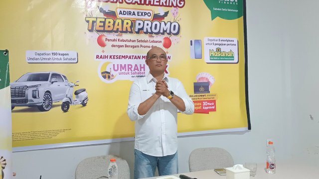 Ket: Head of Branch SSD Cabang Parepare Adira Finance, Ardal