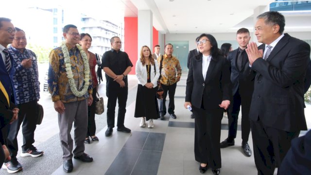 Kepala BPOM RI, Taruna Ikrar melakukan kunjungan resmi bersama delegasi BPOM RI ke fasilitas dan kantor pusat Cryocord di Cyberjaya, Jumat (22/5/2026). (Foto: Istimewa)