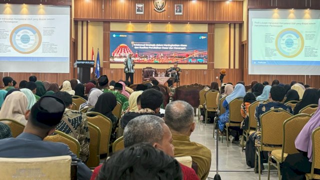 Kemendikdasmen menggelar dialog forum komunikasi publik di Aula Siporio, Lantai 2 Kantor Balai Besar Penjaminan Mutu Pendidikan (BBPMP) Provinsi Sulawesi Selatan, Jalan AP Pettarani, Makassar, Sabtu (23/5/2026). (Foto: Istimewa)