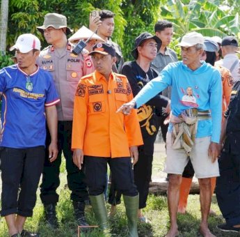 Keliling Pantau Banjir, Bupati Sidrap Soroti Penyebab dan Solusi