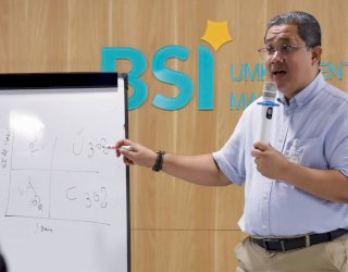 Dorong Bulion Lewat Transformasi Digital, Emas Kelolaan BSI Regional Makassar Tembus 163 Kilogram