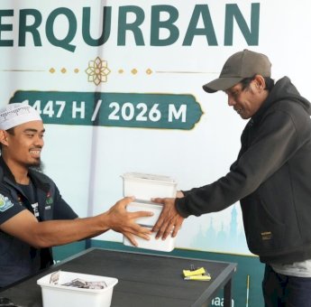 Idul Adha 1447 H, PLN UID Sulselrabar Bagikan 6 Ton Daging Hasil 92 Ekor Hewan Kurban untuk Sesama