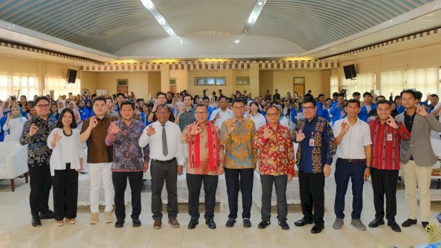 OJK menggelar Digital Financial Literacy (DFL), di Aula Rektorat Universitas Pattimura, Ambon, kemarin. (Dok. Otoritas Jasa Keuangan) 