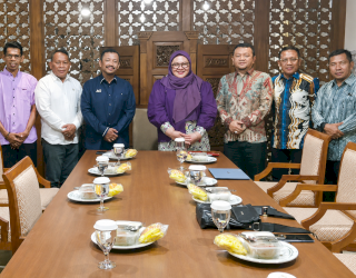 Tingkatkan Mutu Pendidikan, Bupati Buton Tengah Temui Jajaran Kemendikdasmen