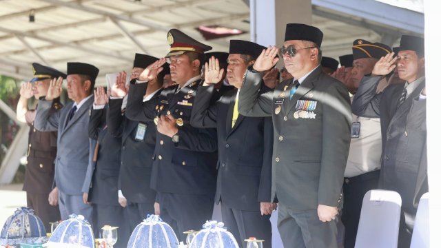 Ket: Peringatan Hari Lahir Pancasila Tahun 2026 di Halaman Kantor Bupati Barru
