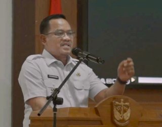 Bupati Luwu Minta Desa Jaga Investasi: Jangan Hambat Pembangunan dengan Pemalangan