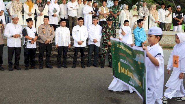 Ket: Pelepasan Pawai Tahun Baru Islam 1448 H