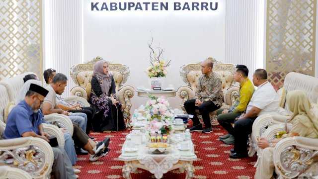 Ket: Bupati Barru, Andi Ina Kartika Sari
