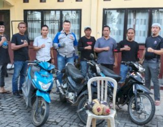 Digerebek Polisi, Pelaku Sabung Ayam di Bulukumba Kabur Tinggalkan Motor dan Ayam Aduan
